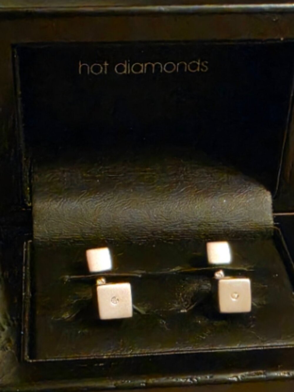 Hot Diamonds Man Sterling Silver Diamond Cube Cufflinks Box